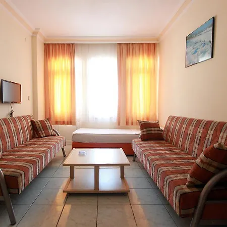 Elegant Baronessa Apart Aparthotel 3*