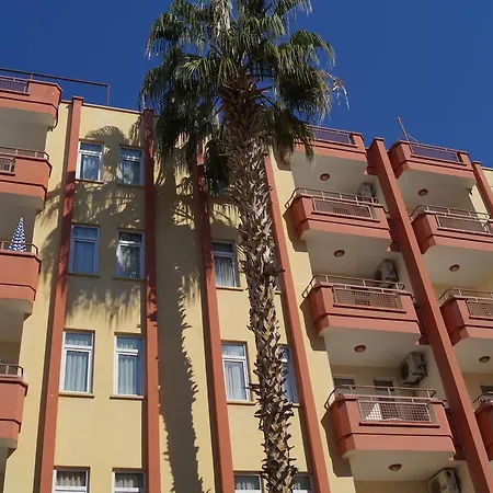 Ξενοδοχείο με διαμερίσματα Elegant Baronessa Apart 3*