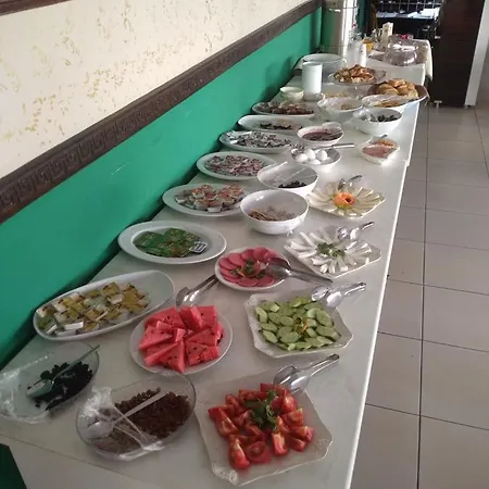 Elegant Baronessa Apart