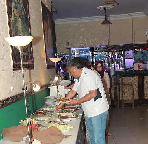 Apartmanhotel Elegant Baronessa Apart 3*