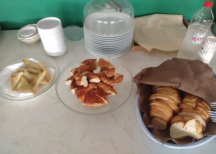 Apartmanhotel Elegant Baronessa Apart 3*